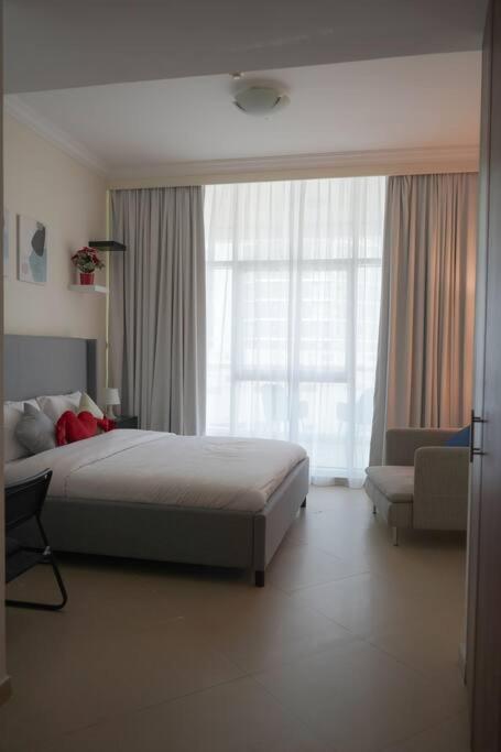 Step Into Serenity - Discover Modern Living In 1Br Apartment With Panoramic Views In Dubai Marina Near Jbr Walk, Beach And Bla Bla Club Екстериор снимка