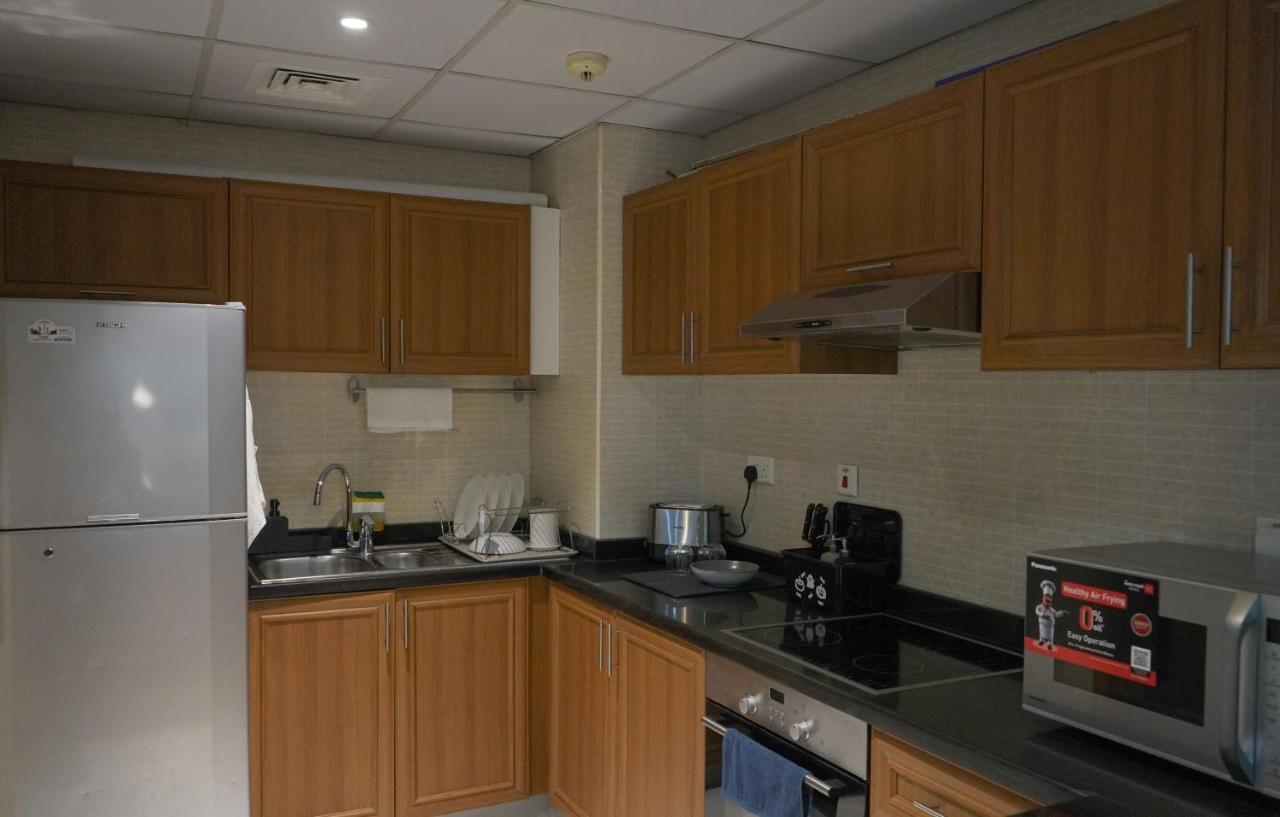 Step Into Serenity - Discover Modern Living In 1Br Apartment With Panoramic Views In Dubai Marina Near Jbr Walk, Beach And Bla Bla Club Екстериор снимка