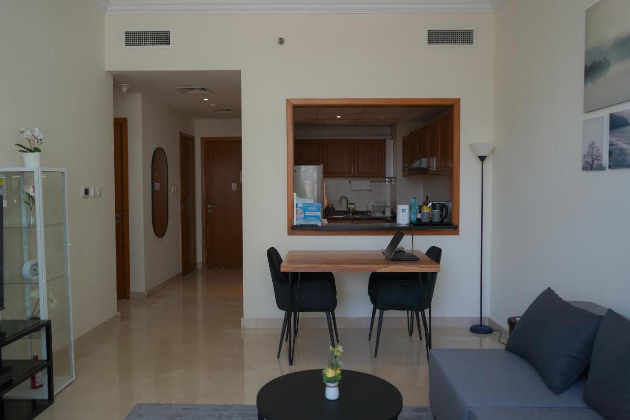 Step Into Serenity - Discover Modern Living In 1Br Apartment With Panoramic Views In Dubai Marina Near Jbr Walk, Beach And Bla Bla Club Екстериор снимка