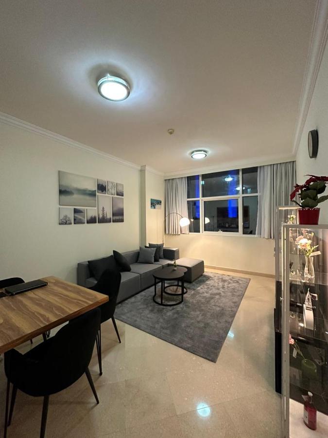 Step Into Serenity - Discover Modern Living In 1Br Apartment With Panoramic Views In Dubai Marina Near Jbr Walk, Beach And Bla Bla Club Екстериор снимка